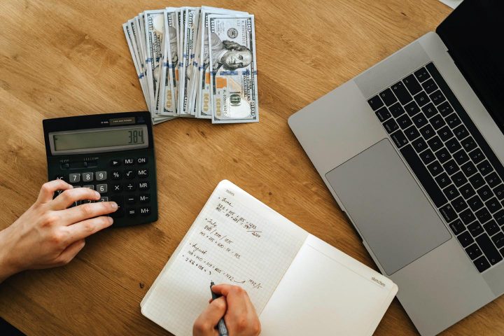 Buchhaltung durchführen, um die aktuelle finanzielle Situation zu ermitteln