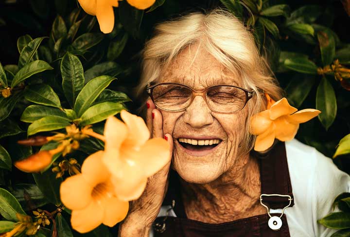 Eine alte Frau mit klarem Kopf - Photo by Edu Carvalho from Pexels